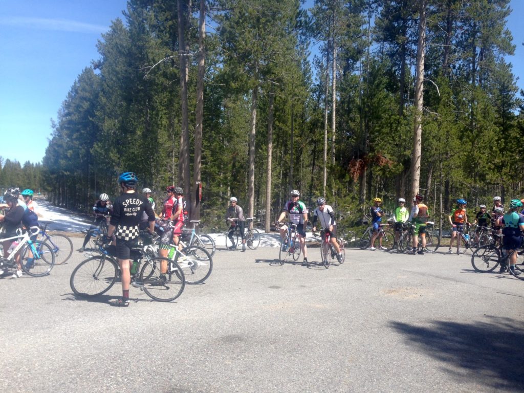 Cyclists at Signal Mountain For the Mountain Bluebird Classic